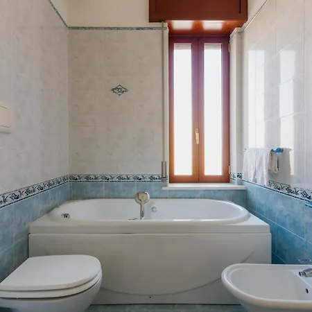 Main Road * Sorrento