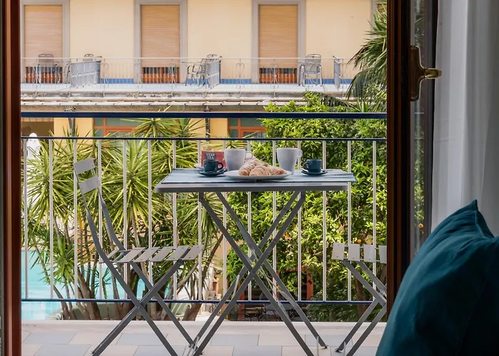 Main Road בית נופש סורנטו