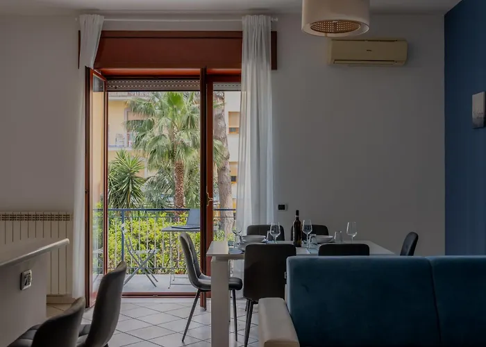 Main Road בית נופש סורנטו