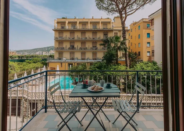 Main Road בית נופש *