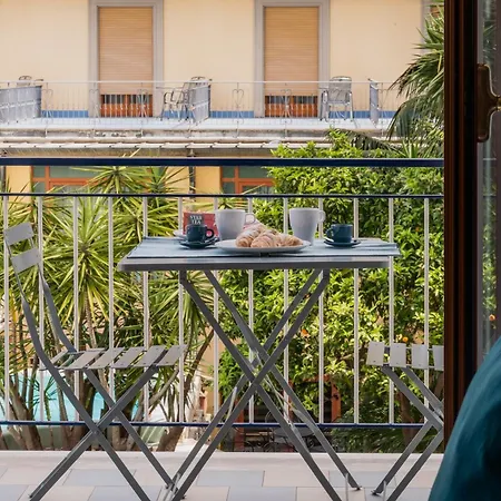 Main Road Semesterbostad Sorrento